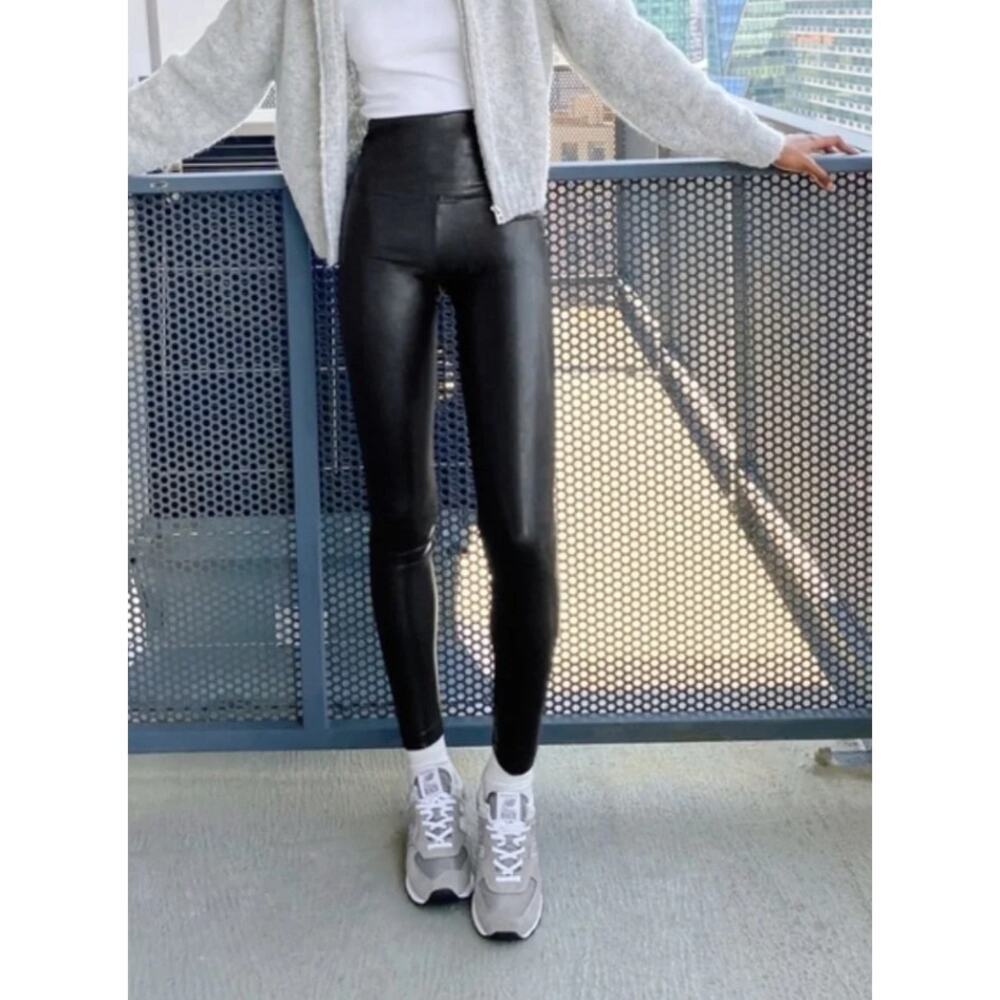 Wilfred Free Daria Pant High Waisted Vegan Leather Leggings Black Size Medium - Picture 1 of 9